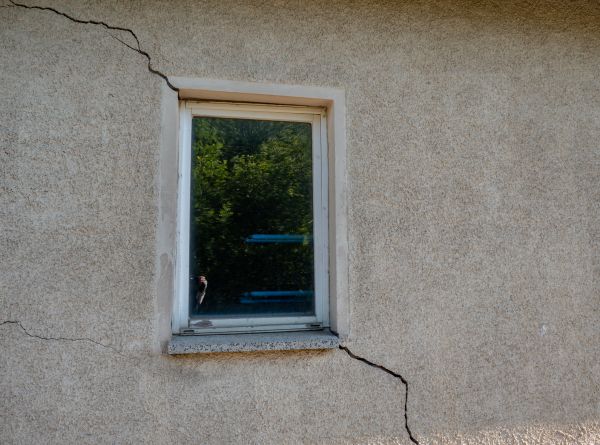 Cost of Sinking Foundation Repair in Mchenry